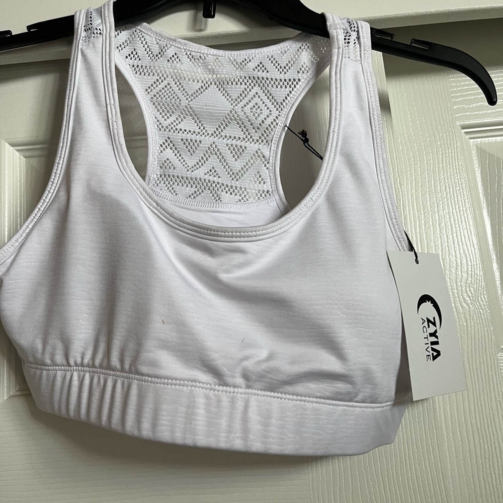 Zyia sports bra new size medium